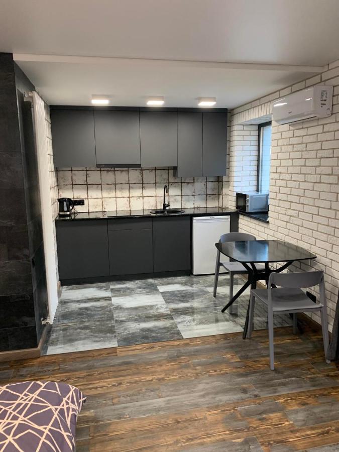 Уютная Квартира Возле Метро 23 Августа Lejlighed Kharkiv Eksteriør billede